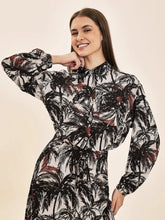 Laden Sie das Bild in den Galerie-Viewer, Image 05: Uv Line Chemise Shirt Vitoria Coqueiros Upf50+