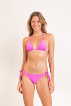 Laden Sie das Bild in den Galerie-Viewer, Model Front: Rio De Sol Bas Bottom Vita-Pink Ibiza-Comfy