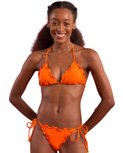 Laden Sie das Bild in den Galerie-Viewer, Gallery: Rio De Sol Ensemble Set Dots-Orange Frufru-Comfy