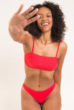 Laden Sie das Bild in den Galerie-Viewer, Image 10: Rio De Sol Haut Top Rouge Bandeau-Reto