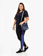 Laden Sie das Bild in den Galerie-Viewer, Model Front: Alto Giro Fitness Ensemble / Look Athletic As You Are
