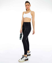 Laden Sie das Bild in den Galerie-Viewer, Image 04: Alto Giro Fitness Bas Legging Couro Com Recorte Rebatidos Preto