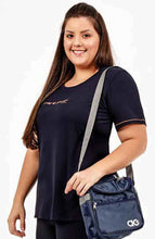 Laden Sie das Bild in den Galerie-Viewer, Model Front: Alto Giro Fitness Haut Top Athletic As You Are