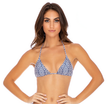 Laden Sie das Bild in den Galerie-Viewer, Image 04: Luli Fama Haut Top Bikini Mesmerized