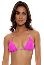 Laden Sie das Bild in den Galerie-Viewer, Image 02: Luli Fama Haut Top Wavy Ruched Reversible Vivi Il Momento
