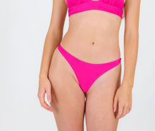 Laden Sie das Bild in den Galerie-Viewer, Gallery: Rio De Sol Bas Bottom Amaranto Nice-Fio