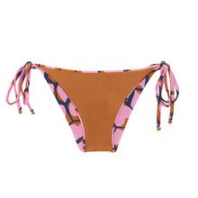 Laden Sie das Bild in den Galerie-Viewer, Product Back: Rio De Sol Bas Bottom Amore-Pink Lacinho