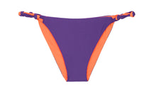 Laden Sie das Bild in den Galerie-Viewer, Product Front: Rio De Sol Bas Bottom Amuleto Essential-Rev