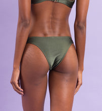 Laden Sie das Bild in den Galerie-Viewer, Image 11: Rio De Sol Bas Bottom Croco Essential