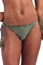 Laden Sie das Bild in den Galerie-Viewer, Gallery: Rio De Sol Bas Bottom Croco Frufru-Fio