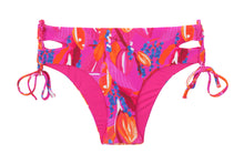 Laden Sie das Bild in den Galerie-Viewer, Product Front: Rio De Sol Bas Bottom Flavors Madrid