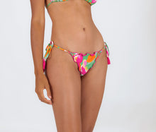 Laden Sie das Bild in den Galerie-Viewer, Gallery: Rio De Sol Bas Bottom Green-Bloom Frufru-Fio