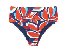 Laden Sie das Bild in den Galerie-Viewer, Product Front: Rio De Sol Bas Bottom Leaves Hotpants