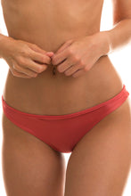 Laden Sie das Bild in den Galerie-Viewer, Gallery: Rio De Sol Bas Bottom Madras Dupla Face