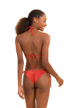 Laden Sie das Bild in den Galerie-Viewer, Model Back: Rio De Sol Bas Bottom Malibu-Chili Cheeky-Tie
