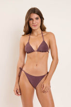 Laden Sie das Bild in den Galerie-Viewer, Model Front: Rio De Sol Bas Bottom Malibu-Ebano Ibiza-Comfy