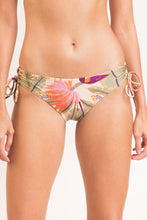 Laden Sie das Bild in den Galerie-Viewer, Gallery: Rio De Sol Bas Bottom Oasis Madrid