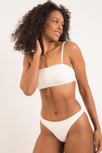 Laden Sie das Bild in den Galerie-Viewer, Image 11: Rio De Sol Bas Bottom Off-White Nice-Fio