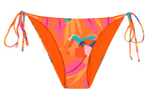 Laden Sie das Bild in den Galerie-Viewer, Product Front: Rio De Sol Bas Bottom Orange-Bloom Ibiza-Comfy