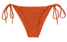Laden Sie das Bild in den Galerie-Viewer, Product Front: Rio De Sol Bas Bottom Paprica Cheeky-Rope