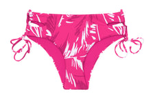 Laden Sie das Bild in den Galerie-Viewer, Product Front: Rio De Sol Bas Bottom Pink-Palms Madrid
