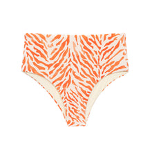 Laden Sie das Bild in den Galerie-Viewer, Product Front: Rio De Sol Bas Bottom Sahari Hotpants