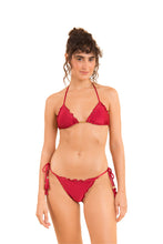 Laden Sie das Bild in den Galerie-Viewer, Model Front: Rio De Sol Bas Bottom Shimmer-Divino Frufru-Fio