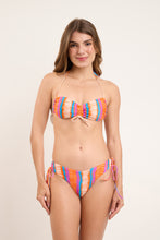 Laden Sie das Bild in den Galerie-Viewer, Model Front: Rio De Sol Bas Bottom Stripes Lola