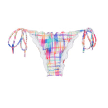 Laden Sie das Bild in den Galerie-Viewer, Product Front: Rio De Sol Bas Calcinha Plaid Frufru