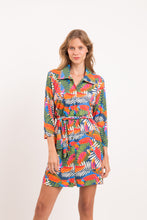 Laden Sie das Bild in den Galerie-Viewer, Model Front: Rio De Sol Chemise Jungle Chemise