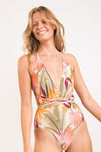 Laden Sie das Bild in den Galerie-Viewer, Image 06: Rio De Sol Une Pièce Oasis New Vegas