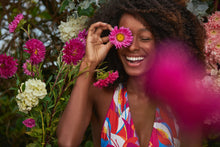 Laden Sie das Bild in den Galerie-Viewer, Image 06: Rio De Sol Ensemble Set Antelope Halter-Double Italy