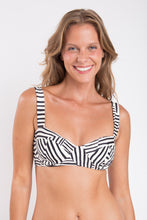 Laden Sie das Bild in den Galerie-Viewer, Image 10: Rio De Sol Ensemble Set Collage Amelia Essential-Comfy
