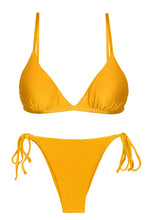 Laden Sie das Bild in den Galerie-Viewer, Product Front: Rio De Sol Ensemble Set Eden-Pequi Tri-Fixo Ibiza