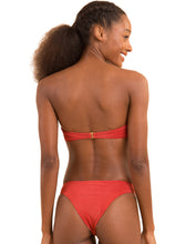 Laden Sie das Bild in den Galerie-Viewer, Image 07: Rio De Sol Ensemble Set Malibu-Chili Bandeau-Duo Essential