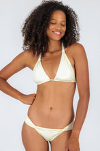 Laden Sie das Bild in den Galerie-Viewer, Gallery: Rio De Sol Ensemble Set Off-White Mel