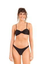Laden Sie das Bild in den Galerie-Viewer, Model Front: Rio De Sol Ensemble Set Shimmer-Black Bandeau-Joy Essential