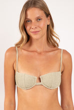 Laden Sie das Bild in den Galerie-Viewer, Gallery: Rio De Sol Haut Top Brisa-Pistache Juliette