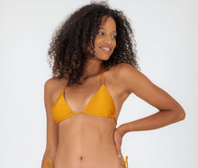 Laden Sie das Bild in den Galerie-Viewer, Gallery: Rio De Sol Haut Top Damasco Tri-Rope