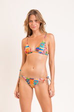 Laden Sie das Bild in den Galerie-Viewer, Model Front: Rio De Sol Haut Top Love-Trip Tri-Fixo
