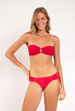 Laden Sie das Bild in den Galerie-Viewer, Model Front: Rio De Sol Haut Top Malibu-Malagueta Mavi