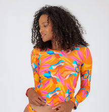 Laden Sie das Bild in den Galerie-Viewer, Gallery: Rio De Sol Haut Top Orange-Bloom Rash-Guard