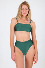 Laden Sie das Bild in den Galerie-Viewer, Model Front: Rio De Sol Haut Top Palace Bandeau-Reto