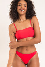 Laden Sie das Bild in den Galerie-Viewer, Image 09: Rio De Sol Haut Top Rouge Bandeau-Reto