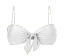 Laden Sie das Bild in den Galerie-Viewer, Product Front: Rio De Sol Haut Top Shimmer-White Bandeau-Knot
