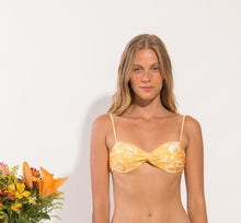 Laden Sie das Bild in den Galerie-Viewer, Image 11: Rio De Sol Haut Top Sunny-Forest Twist