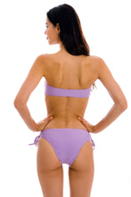 Laden Sie das Bild in den Galerie-Viewer, Model Back: Rio De Sol Bas Bottom Uv-Harmonia Madrid
