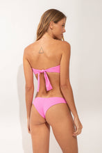 Laden Sie das Bild in den Galerie-Viewer, Model Back: Rio De Sol Ensemble Set Crespinho-Rosa Mavi Nice
