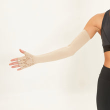 Laden Sie das Bild in den Galerie-Viewer, Image 05: Uv Line Gants Extra Long Gloves Uni Chocolate Upf50+
