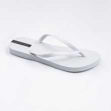 Laden Sie das Bild in den Galerie-Viewer, Product Back: Rio De Sol Tongs White Slim
